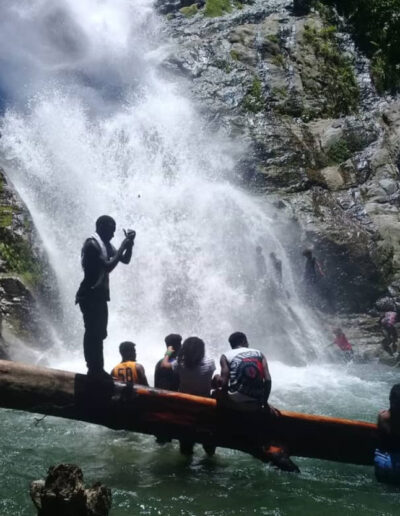 Tour Waterfall